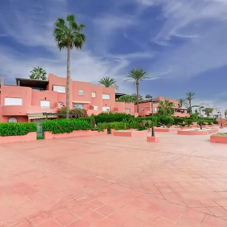 A&n Access With Pools & Terrace Appartement